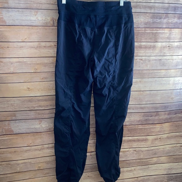 LuLuLemon Dance Studio III Unlined Striped Pants - Picture 8 of 12
